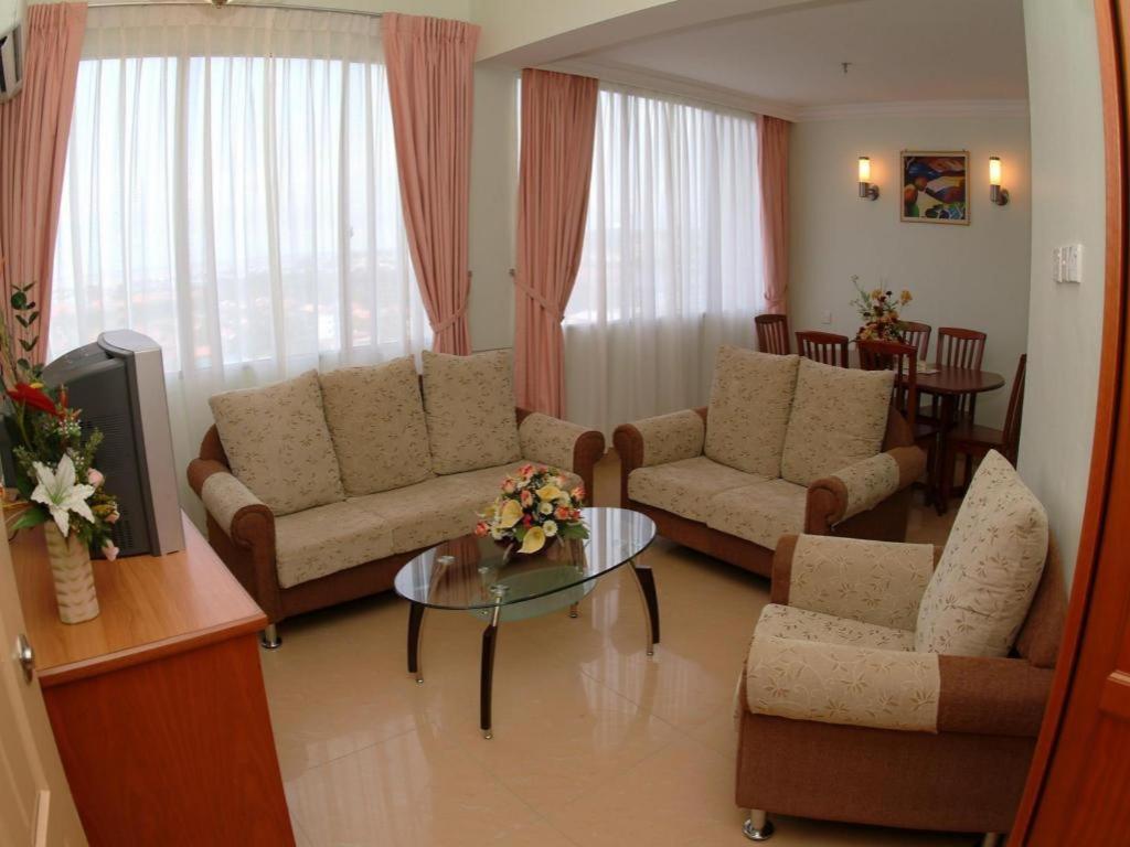 Li Hua Hotel Bintulu Dış mekan fotoğraf